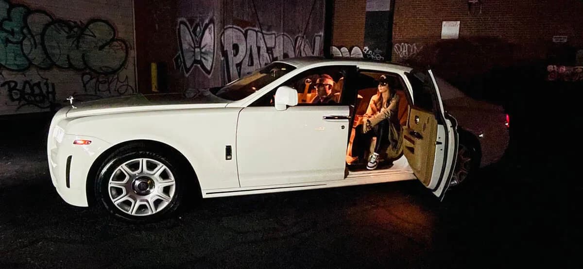 White Rolls-Royce Ghost Sedan no. 4 White Rolls-Royce Ghost Sedan no. 4
