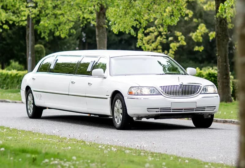 Limousine rental services Limousine rental services
