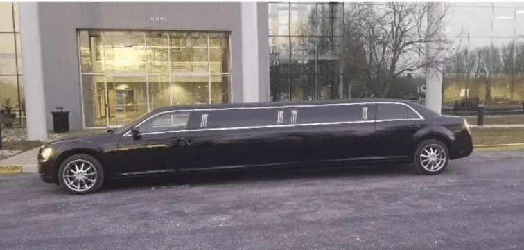 Black Chrysler Limousine White Black Chrysler Limousine — tinted windows