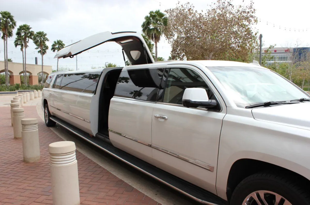 Black Escalade Limousines no. 3