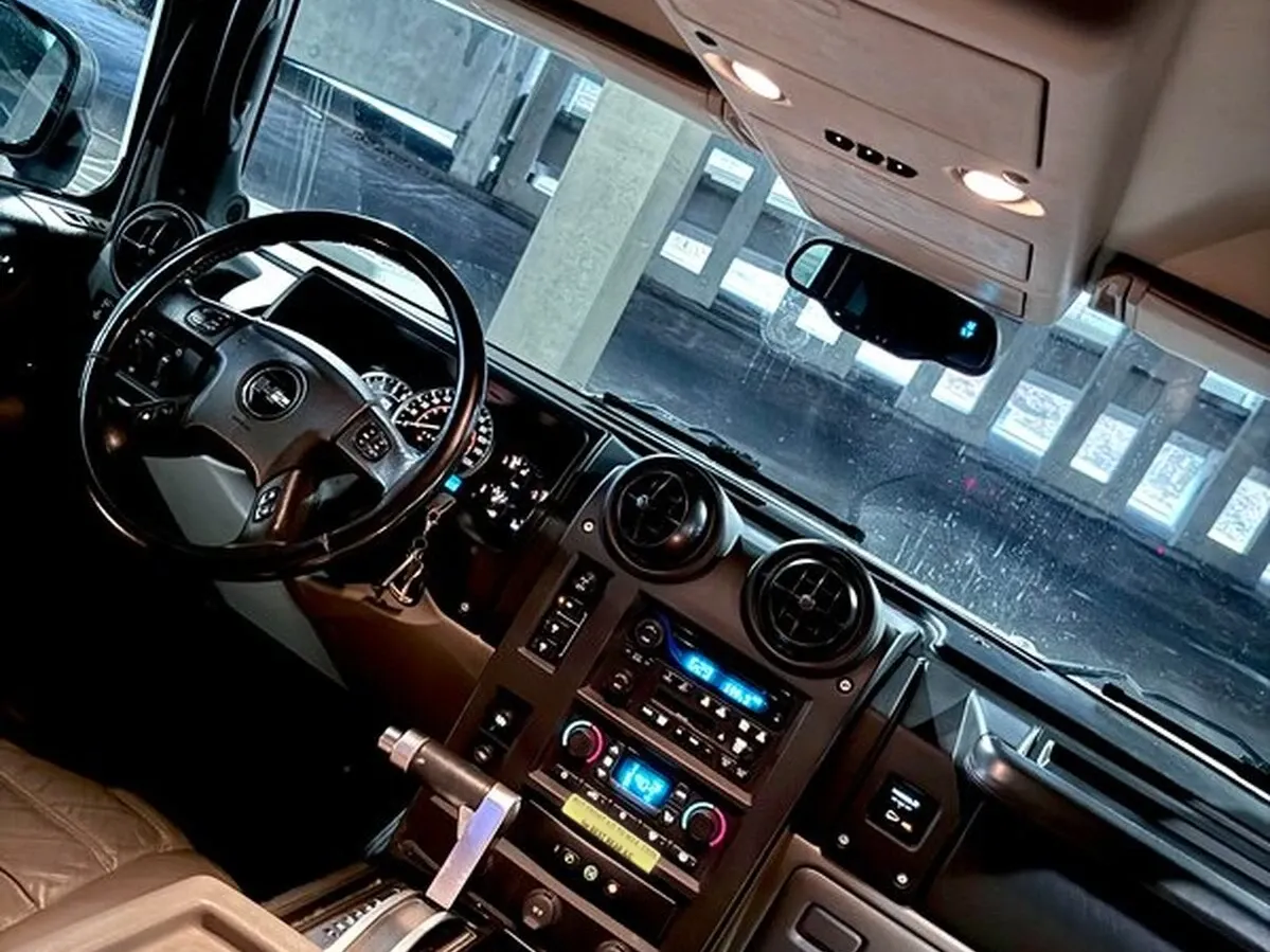 White H2 Hummer no. 7