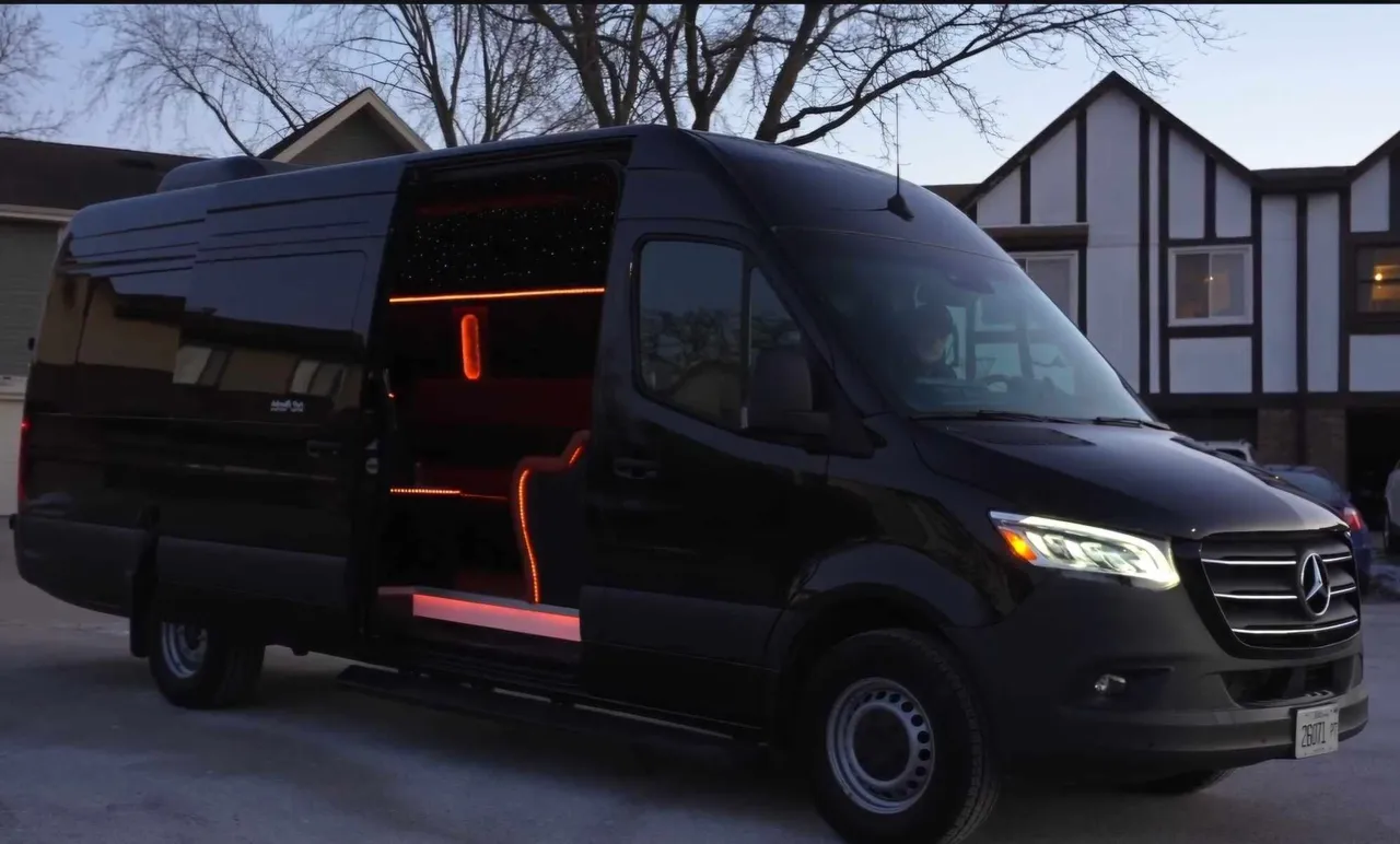 14 Passenger Limo Bus exterior for party bus rental