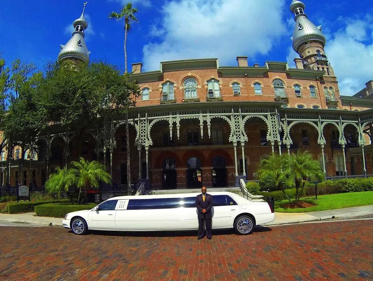 White Lincoln Limo for limo rental in Mexico Beach, FL