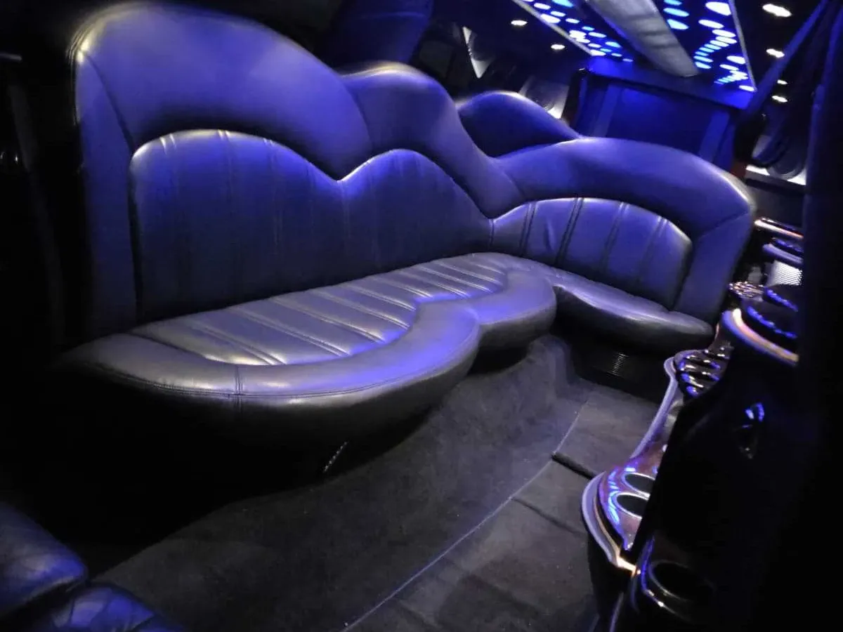 White Lincoln MKT Limousine no. 2