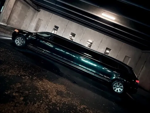 Lincoln MKT Limousine Black Lincoln MKT Limousine offered for limo rental