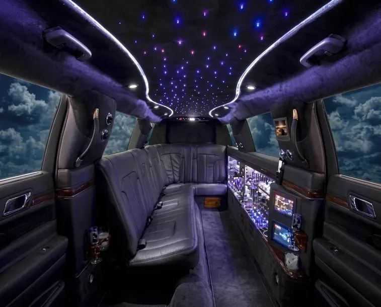 Black Lincoln MKT Super Limousine no. 2