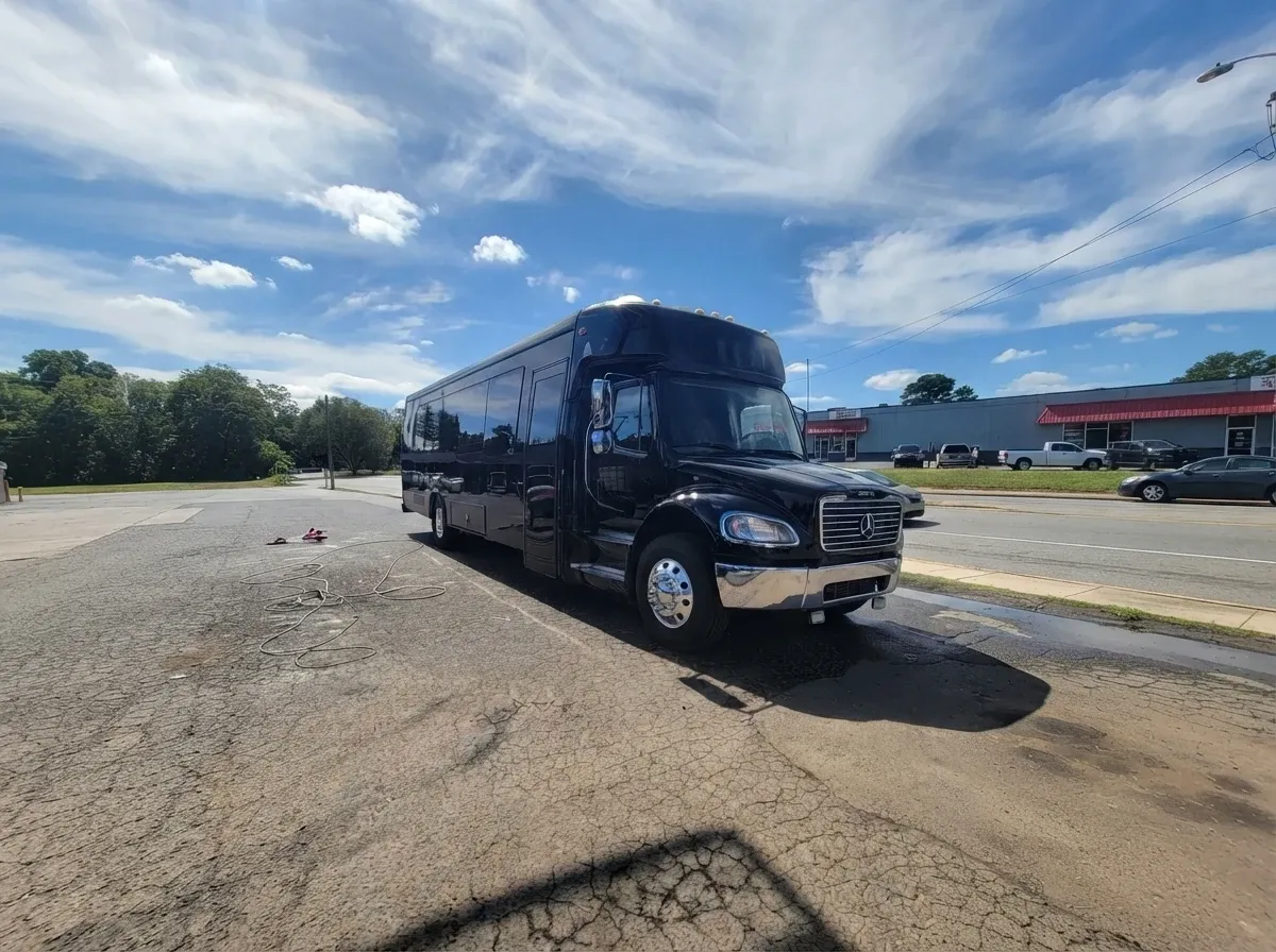 Mercedes-Benz Party Buses Black Mercedes-Benz Party Buses offered for party bus rental