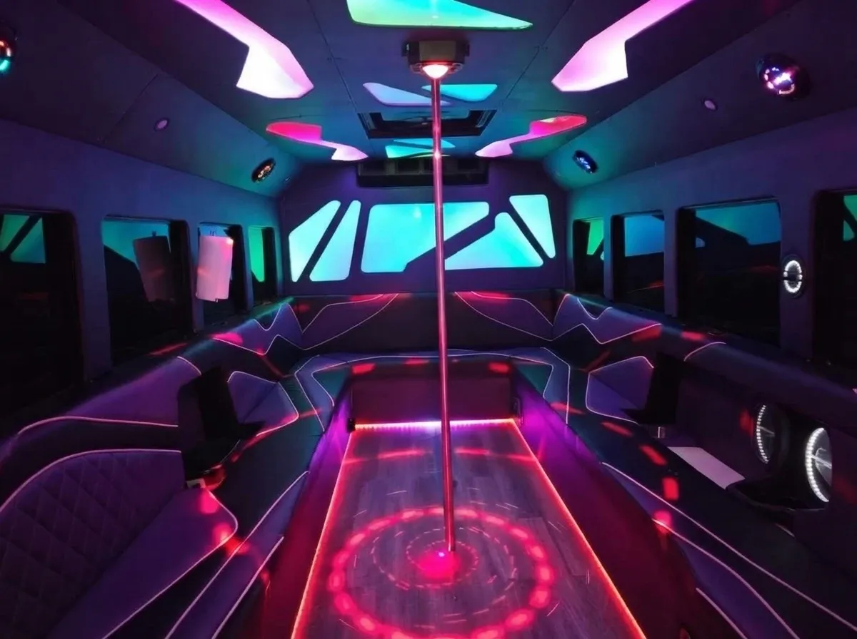 White Purpleline Party Bus no. 2