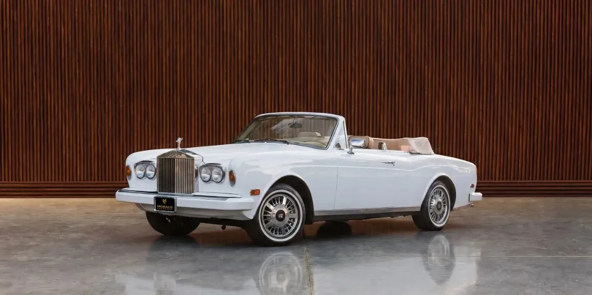 White Rolls-Royce Corniche 1975 — convertible roof