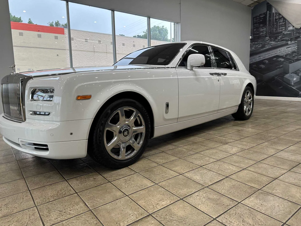 White Rolls-Royce Phantom exterior shot