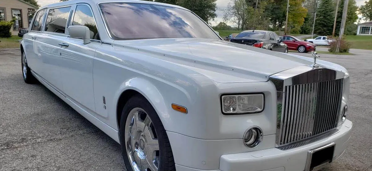 White Rolls Royce Phantom Stretch Limousine for limo rental