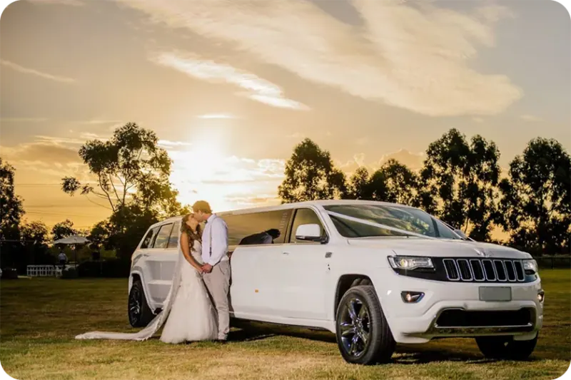 Jeep Grand Cherokee Stretch Limo for limo rental in Kingsford, MI Jeep Grand Cherokee Stretch Limo for limo rental in Kingsford, MI
